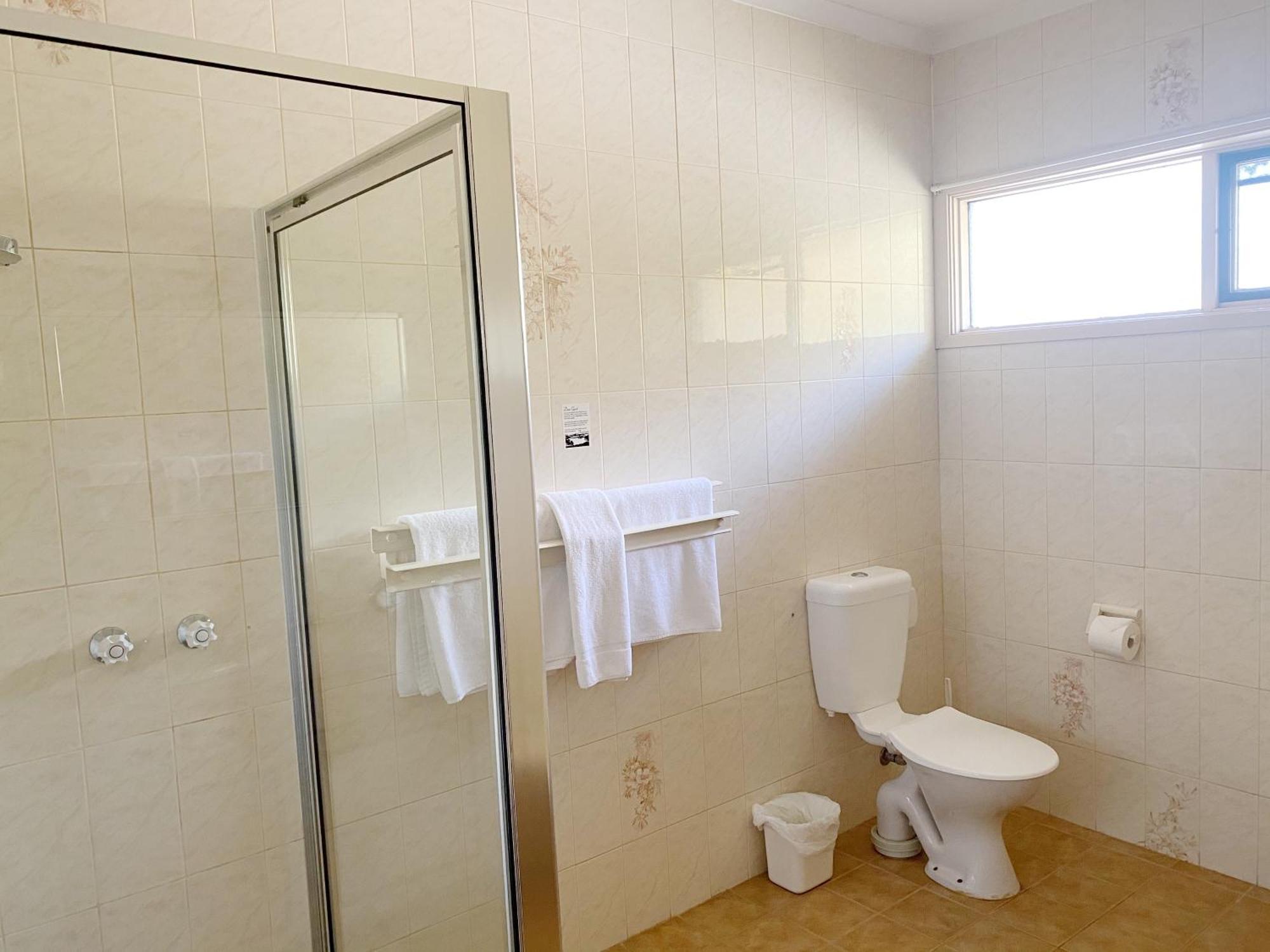 Golden Chain Country Plaza Motel هولز غاب المظهر الخارجي الصورة